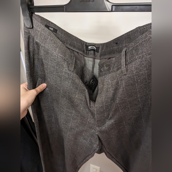 Green men's tapered dress pants - Picture 2 of 4